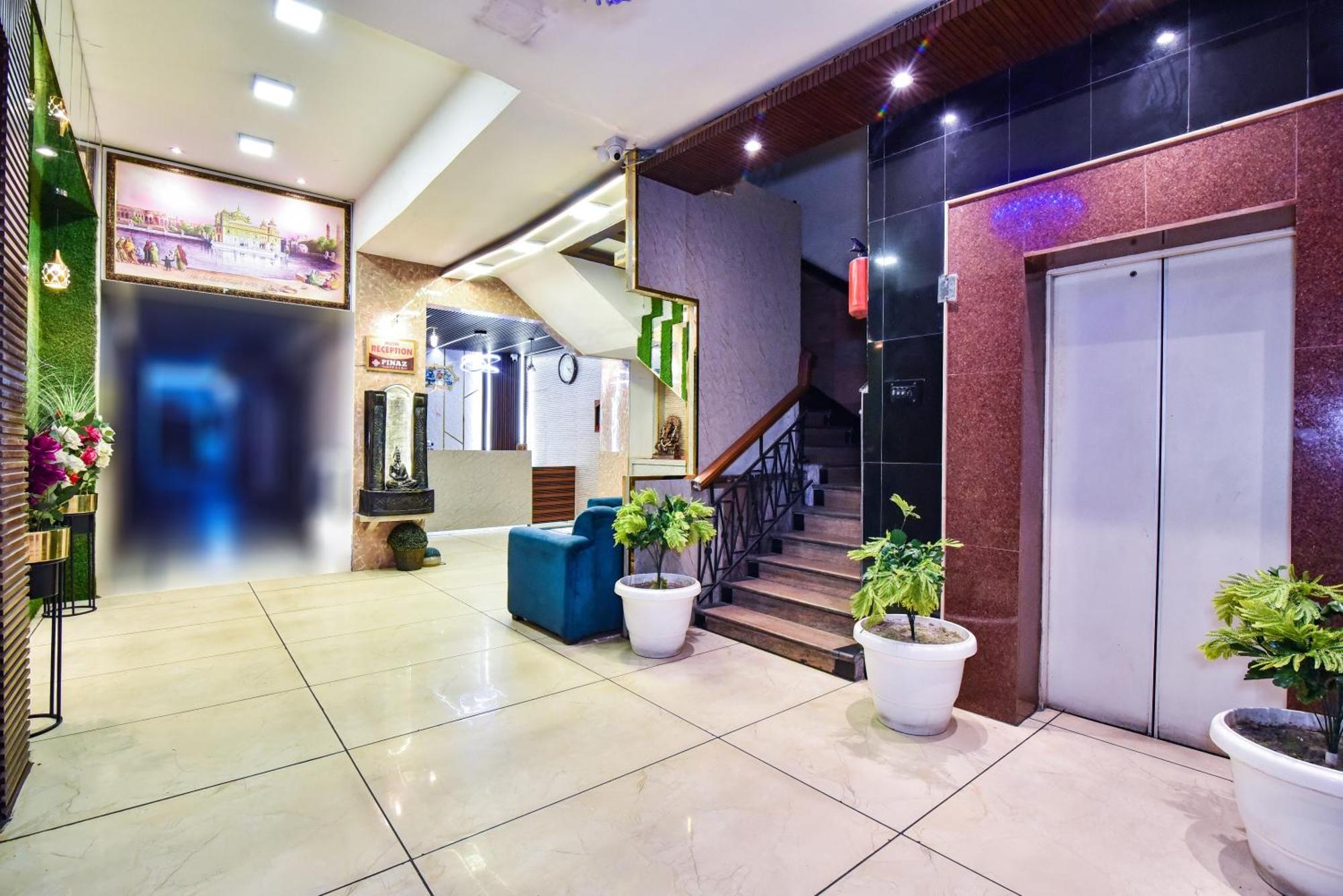Pinaz Royale Hotell Amritsar Eksteriør bilde