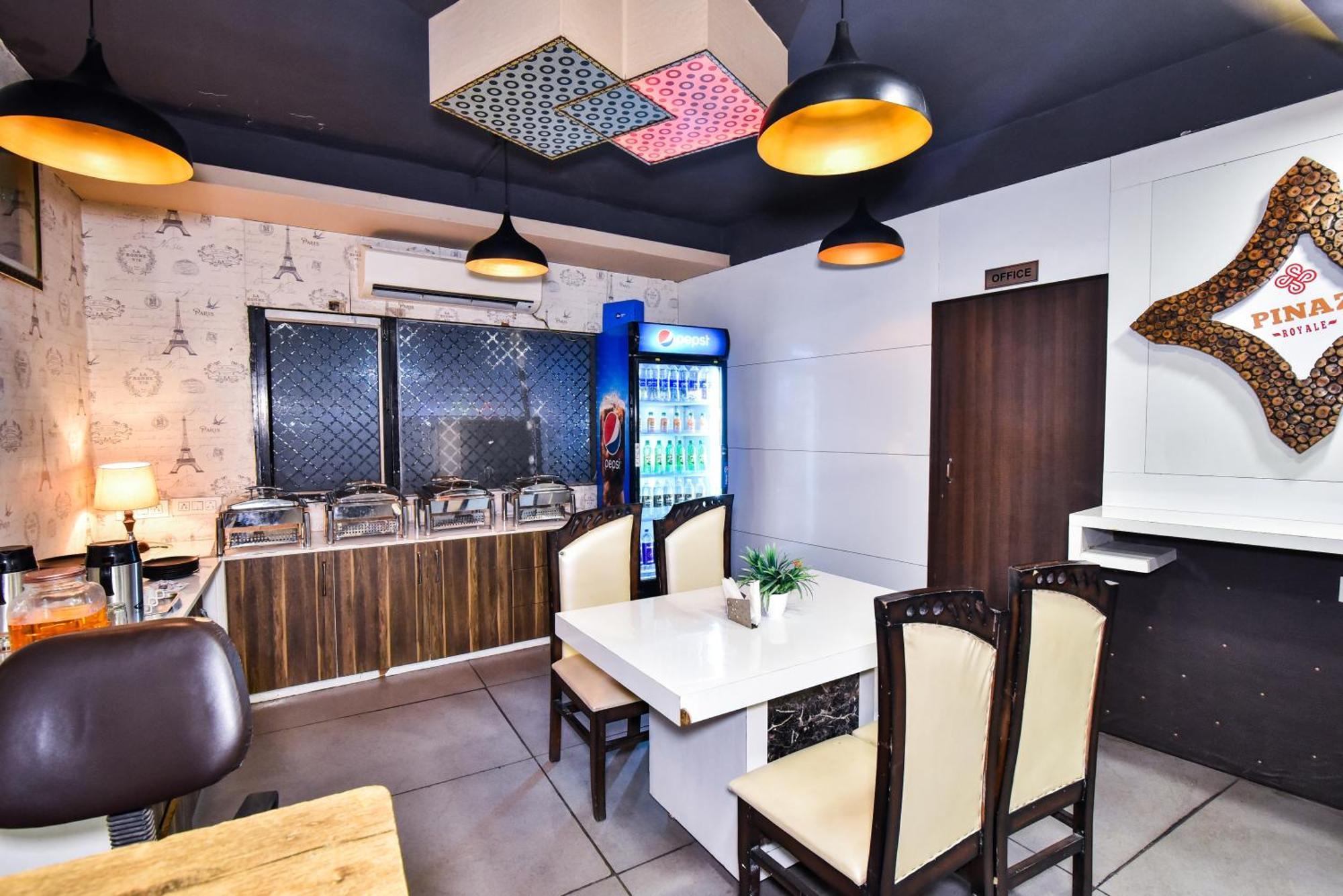 Pinaz Royale Hotell Amritsar Eksteriør bilde