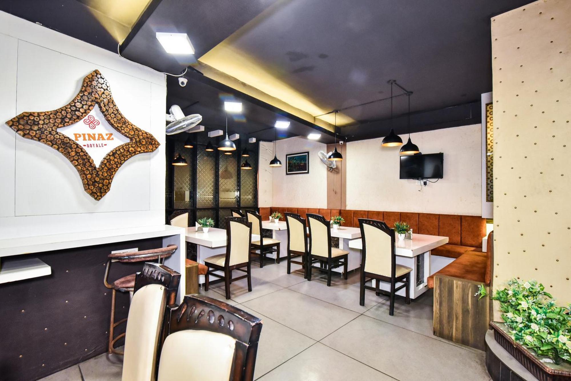 Pinaz Royale Hotell Amritsar Eksteriør bilde