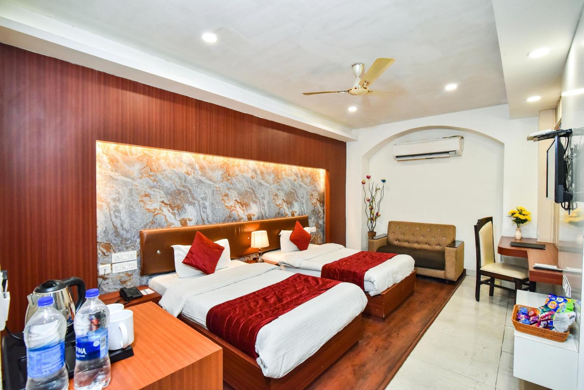 Pinaz Royale Hotell Amritsar Eksteriør bilde