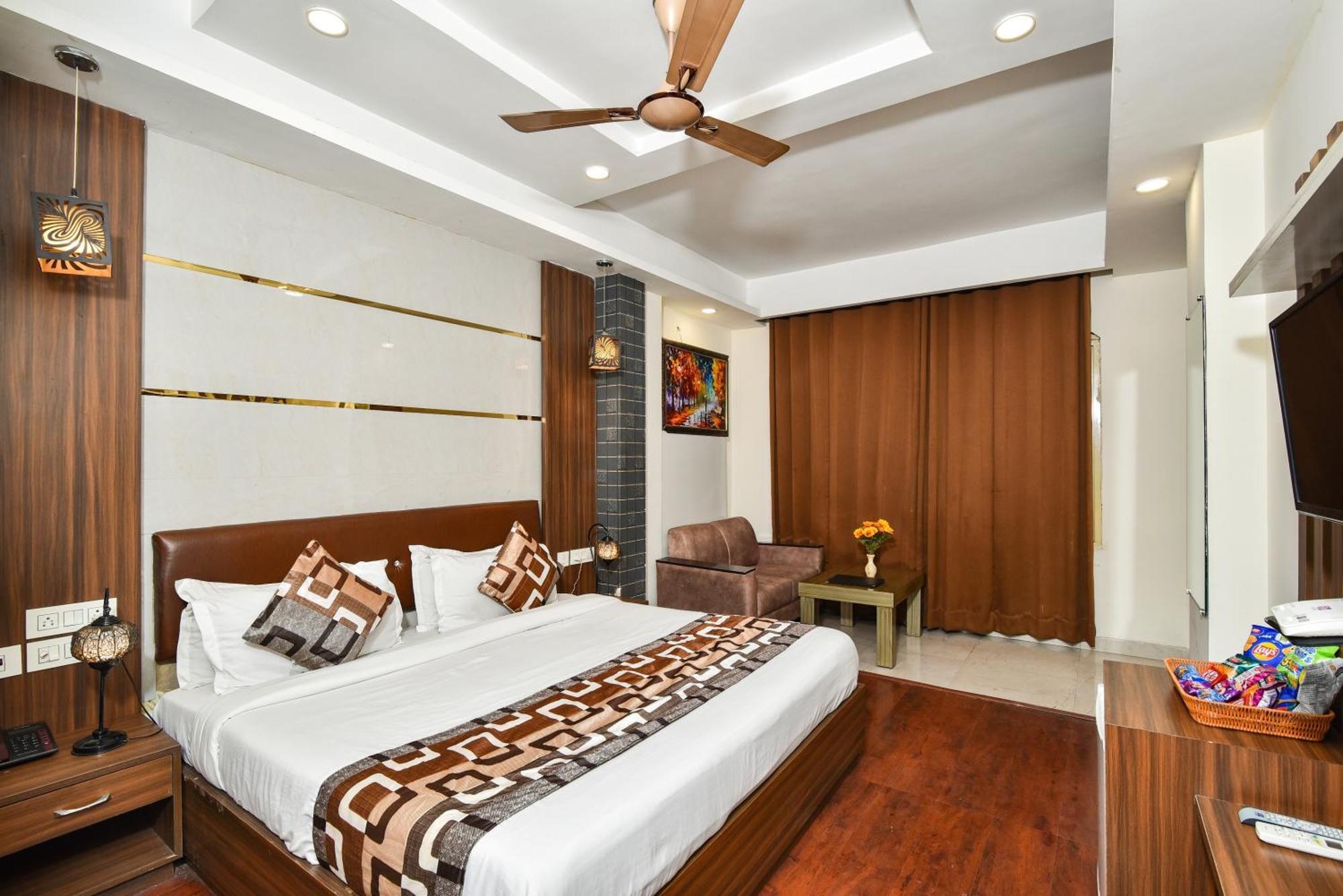 Pinaz Royale Hotell Amritsar Eksteriør bilde