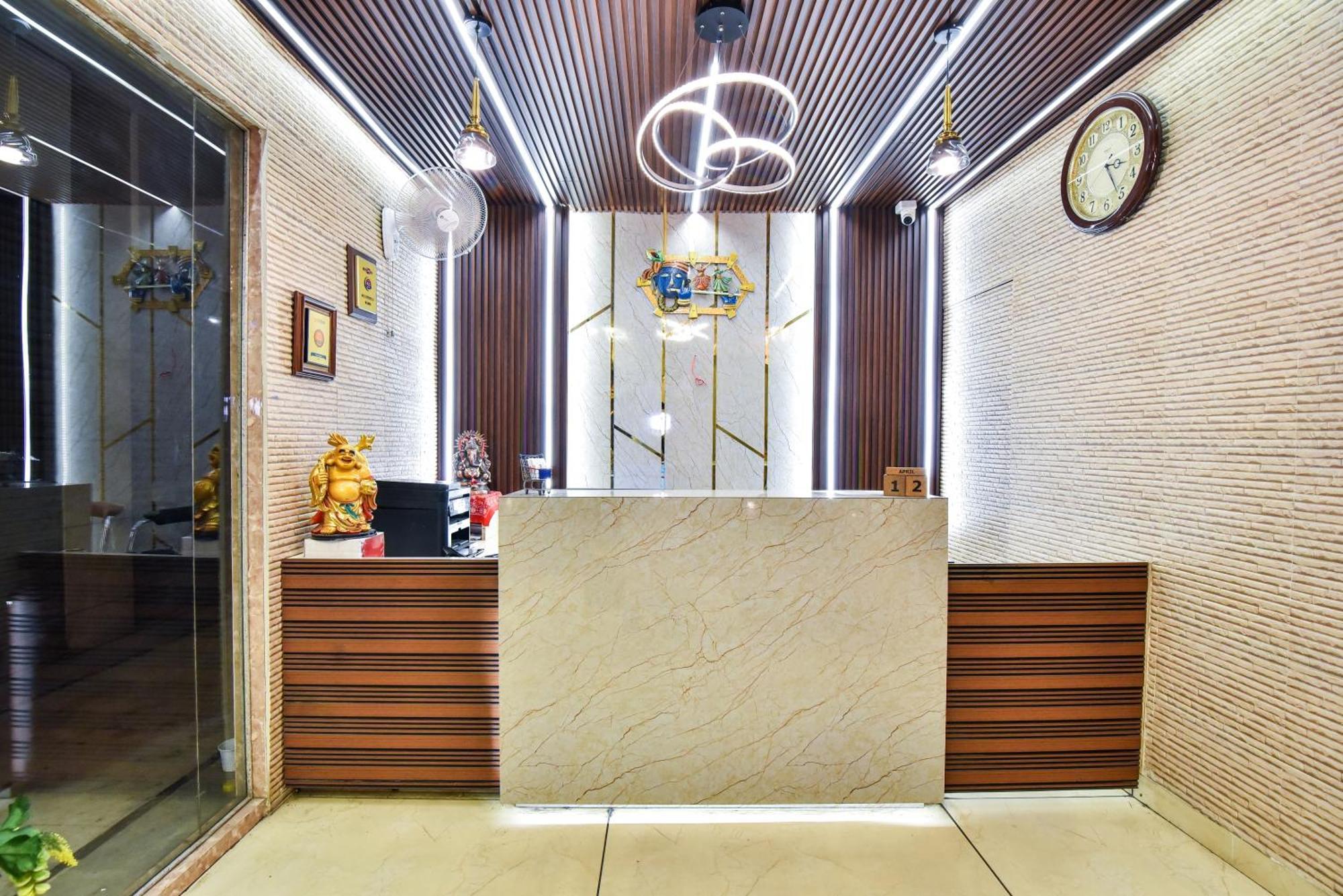 Pinaz Royale Hotell Amritsar Eksteriør bilde