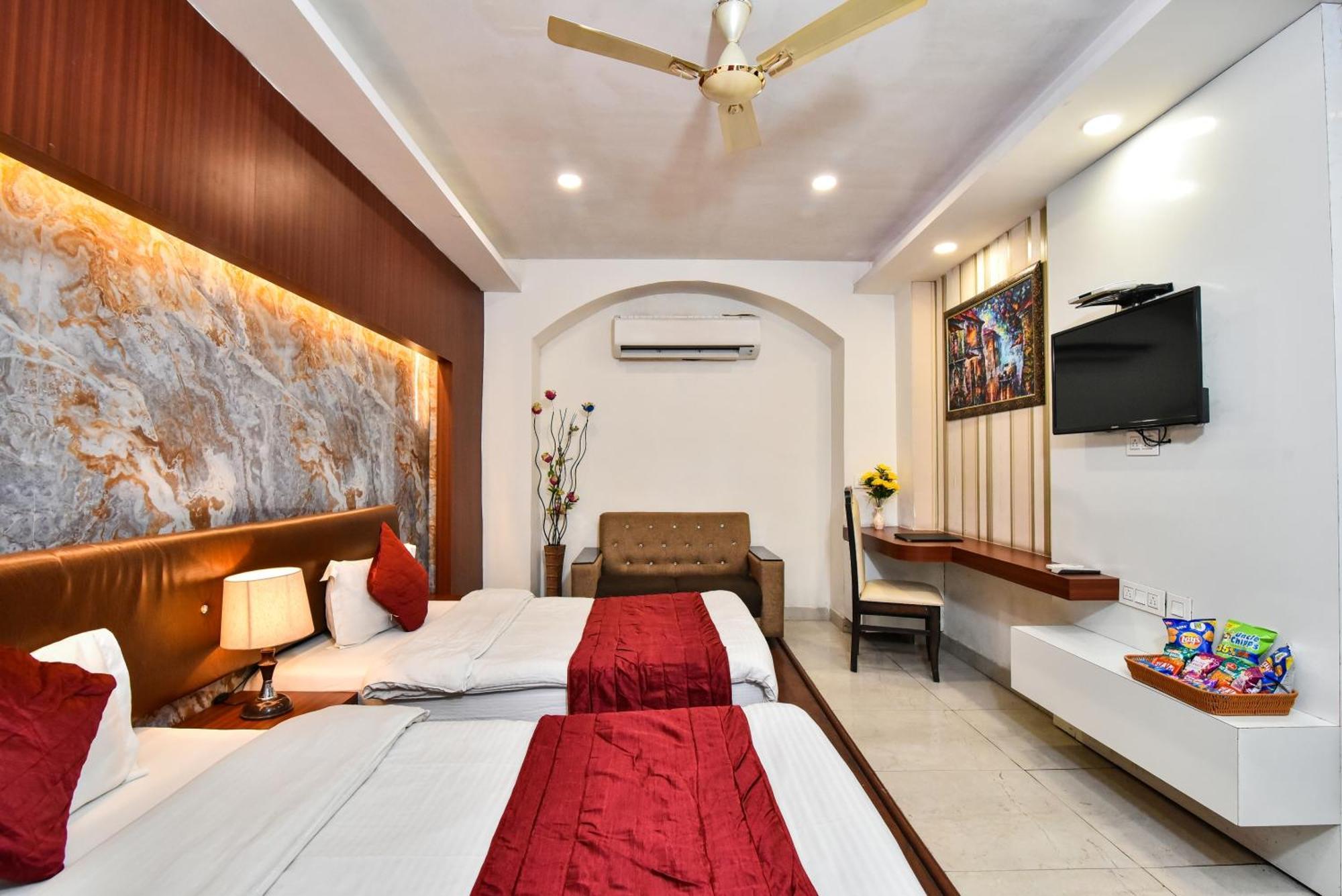 Pinaz Royale Hotell Amritsar Eksteriør bilde