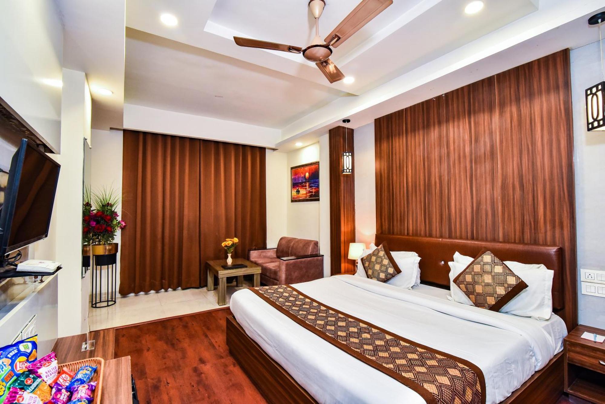 Pinaz Royale Hotell Amritsar Eksteriør bilde