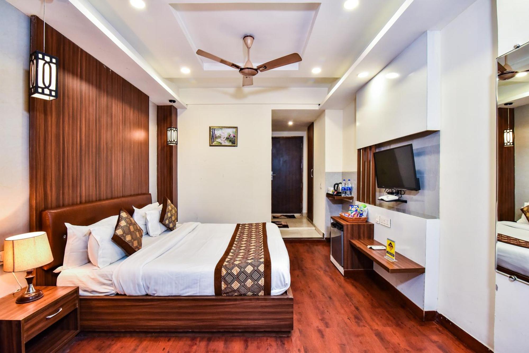 Pinaz Royale Hotell Amritsar Eksteriør bilde